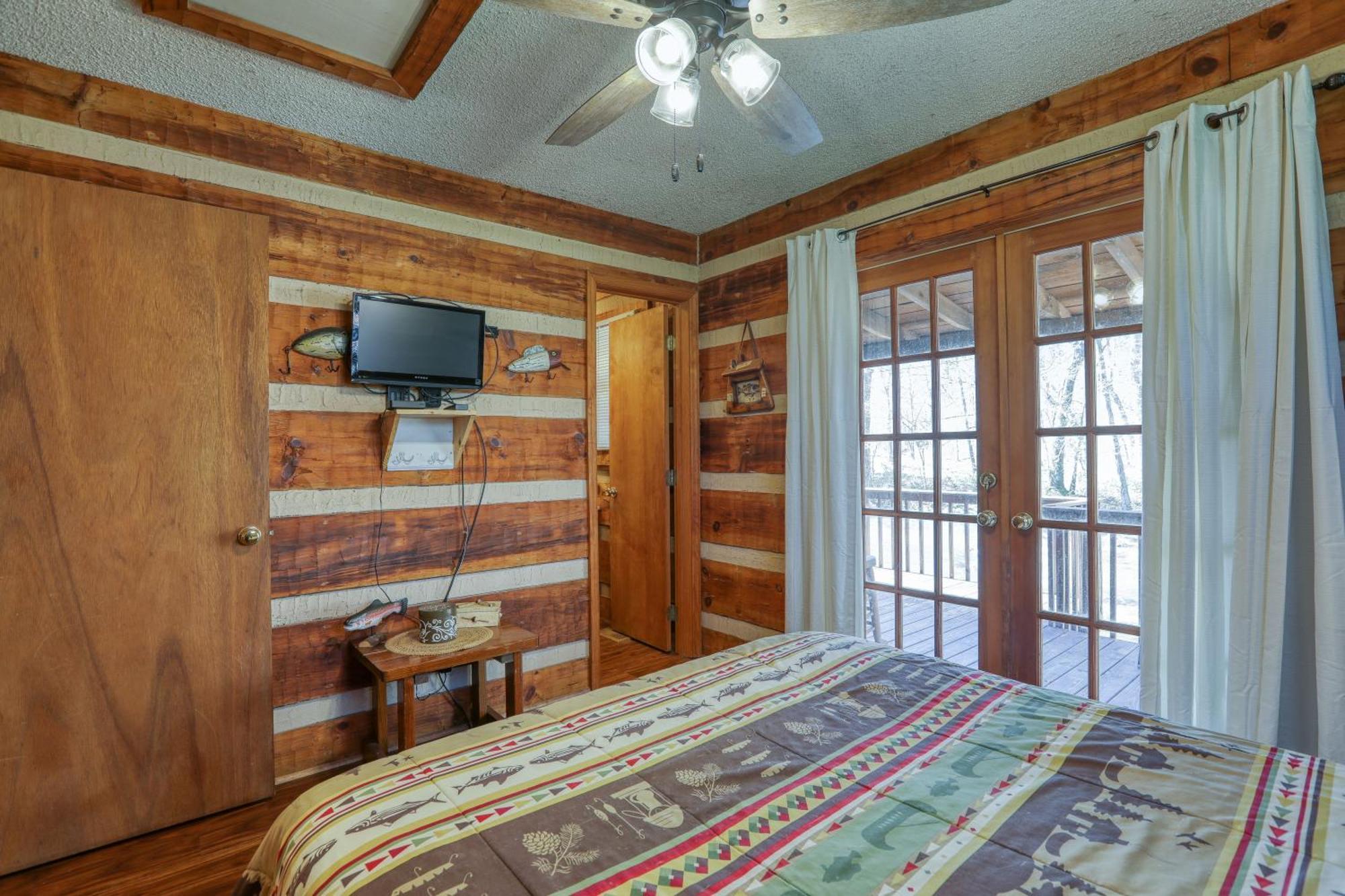 Creekside Memories Cabin Cosby Екстер'єр фото